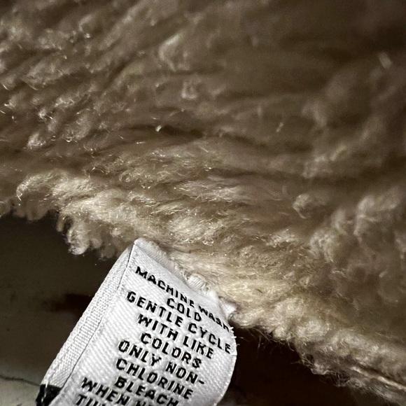 Medium Jacket - Picture 6 of 6